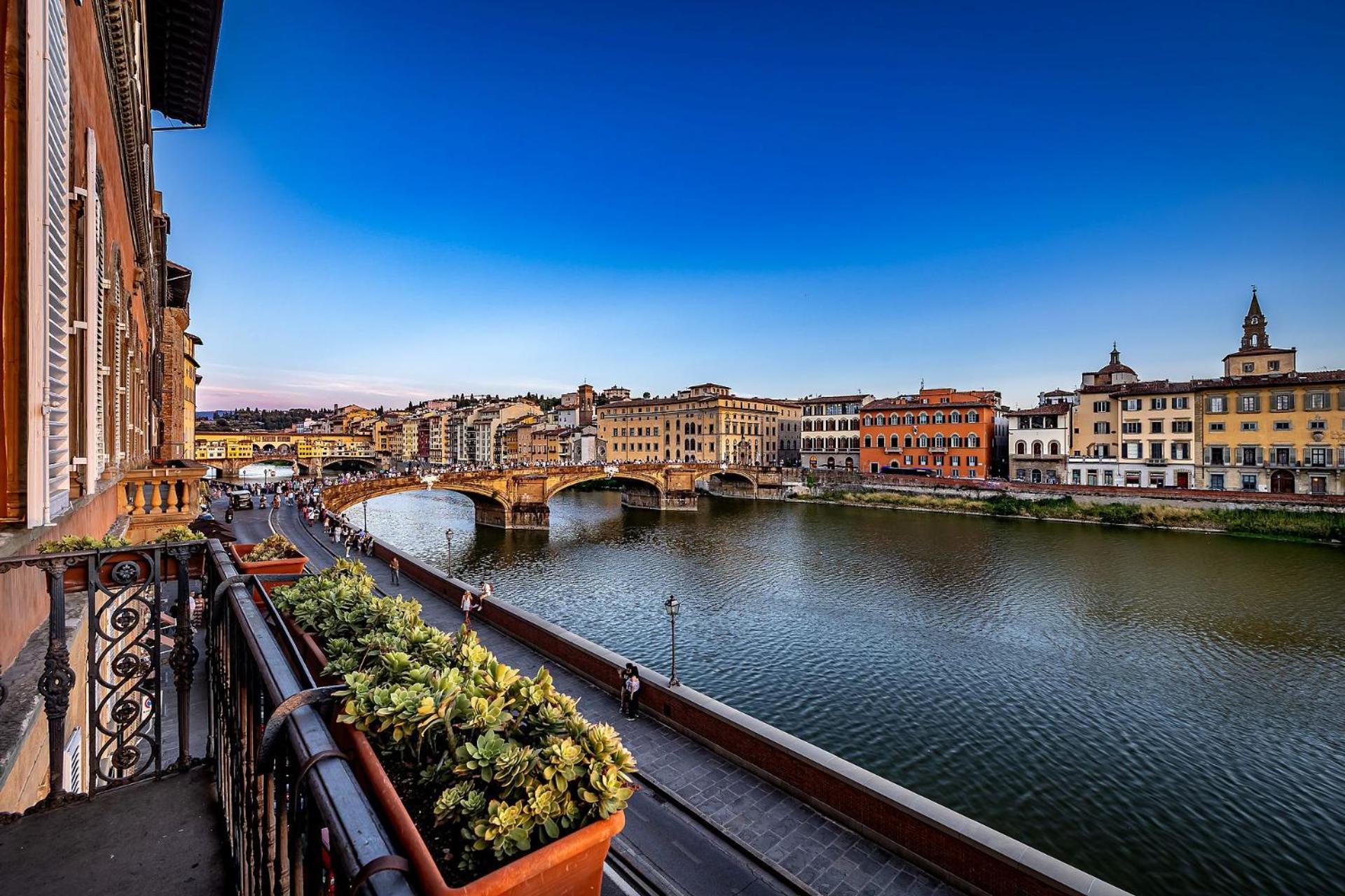 Palazzo Alfieri Residenza D'Epoca - Alfieri Collezione Hotel Florence Exterior photo